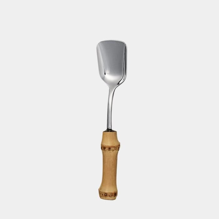 Colher de açúcar  de inox prateado da Tramontina com cabo de bambu natural marrom queimado