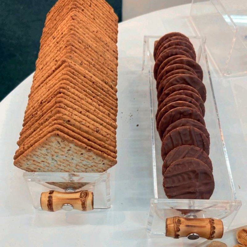 porta cokies e bolachas de acrilico com haste de bambu